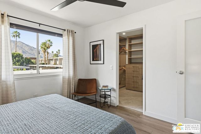 250 E Via Escuela C, Palm Springs, CA 92262