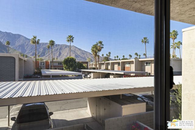 250 E Via Escuela C, Palm Springs, CA 92262