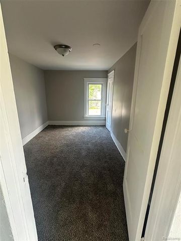826 E Mount Morris Street, Mount Morris, MI 48458