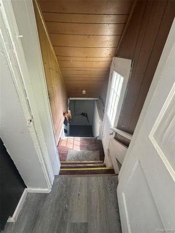 826 E Mount Morris Street, Mount Morris, MI 48458