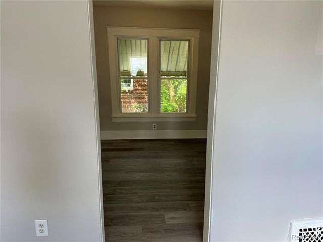 826 E Mount Morris Street, Mount Morris, MI 48458