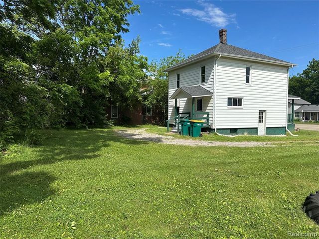 826 E Mount Morris Street, Mount Morris, MI 48458