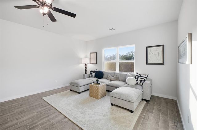 11201 Ward Road, Edmond, OK 73044