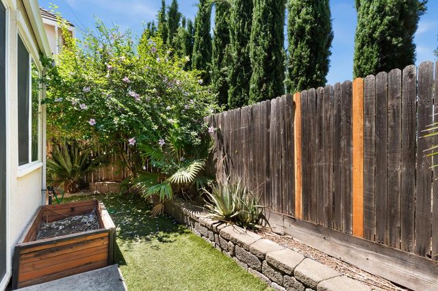 3609 Naturita Way, Sacramento, CA 95834