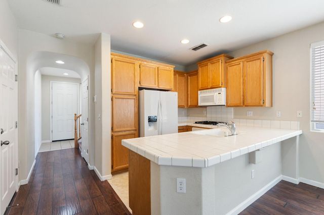 3609 Naturita Way, Sacramento, CA 95834