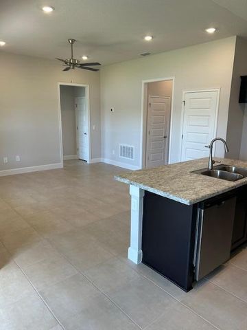5191 San Benedetto Place, Fort Pierce, FL 34951