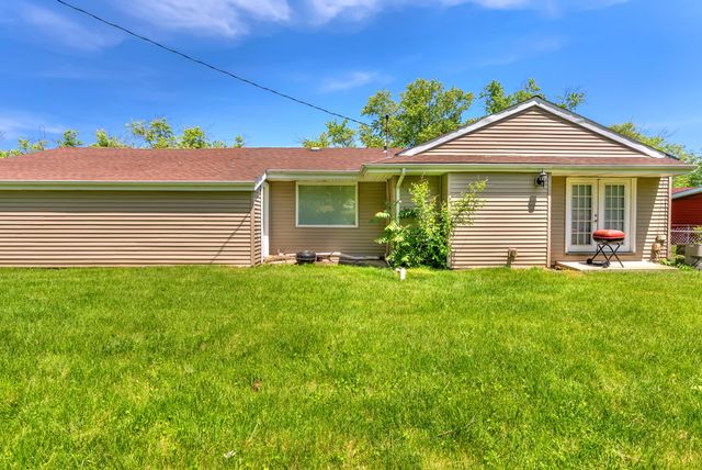 605 E 53rd Avenue, Merrillville, IN 46410