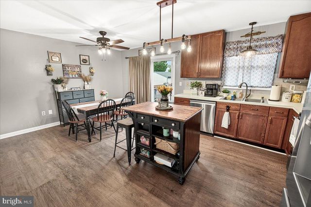 102 IRONMASTER DR, Thurmont, MD 21788