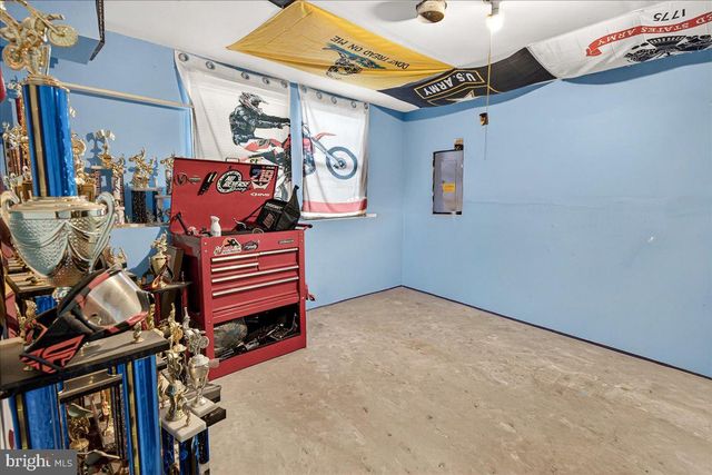 102 IRONMASTER DR, Thurmont, MD 21788
