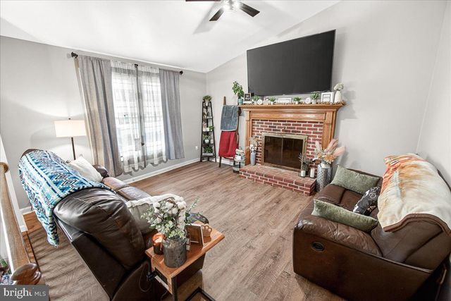 102 IRONMASTER DR, Thurmont, MD 21788