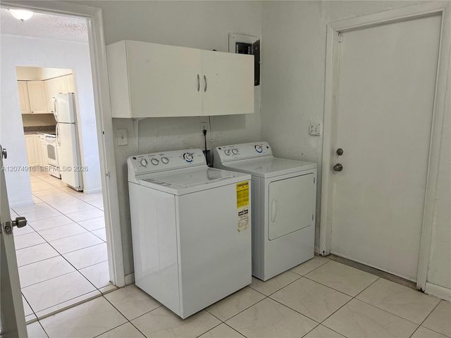 5966 NW 15th Court, Sunrise, FL 33313