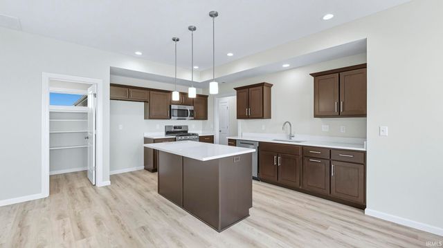 1333 Zenos Boulevard, Fort Wayne, IN 46818