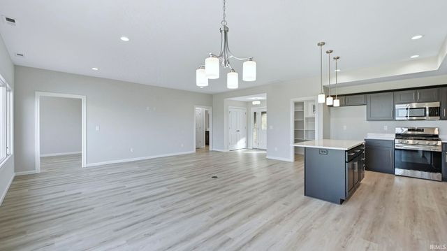 1333 Zenos Boulevard, Fort Wayne, IN 46818