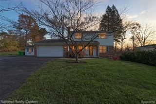 5621 Eastman Boulevard, West Bloomfield Charter Township, MI 48323