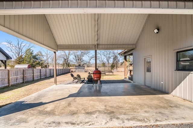 12625 Northside Rd, Northport, AL 35475