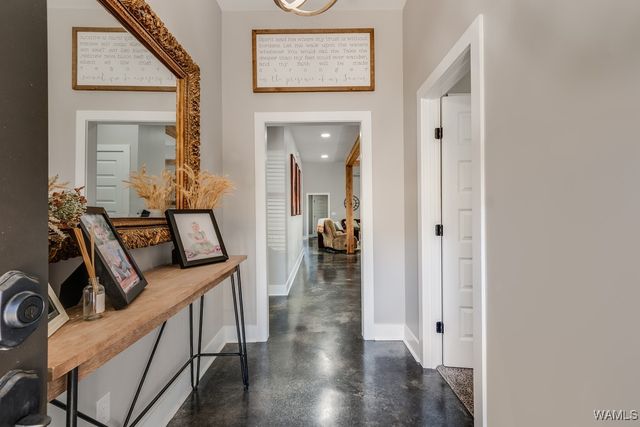 12625 Northside Rd, Northport, AL 35475