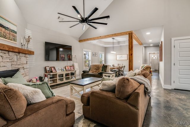 12625 Northside Rd, Northport, AL 35475