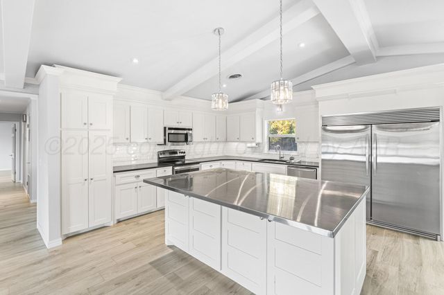 147 S SHORE Drive, Amarillo, TX 79118