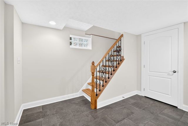 1515 Bunts Road, Lakewood, OH 44107