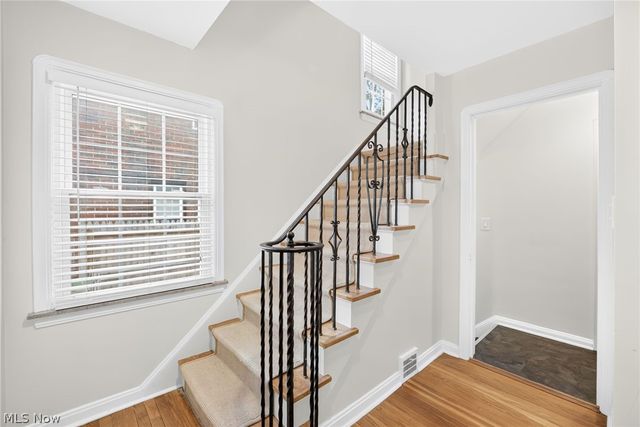 1515 Bunts Road, Lakewood, OH 44107