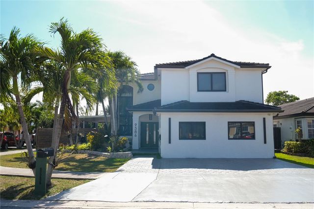 9586 SW 155th Ave, Miami, FL 33196