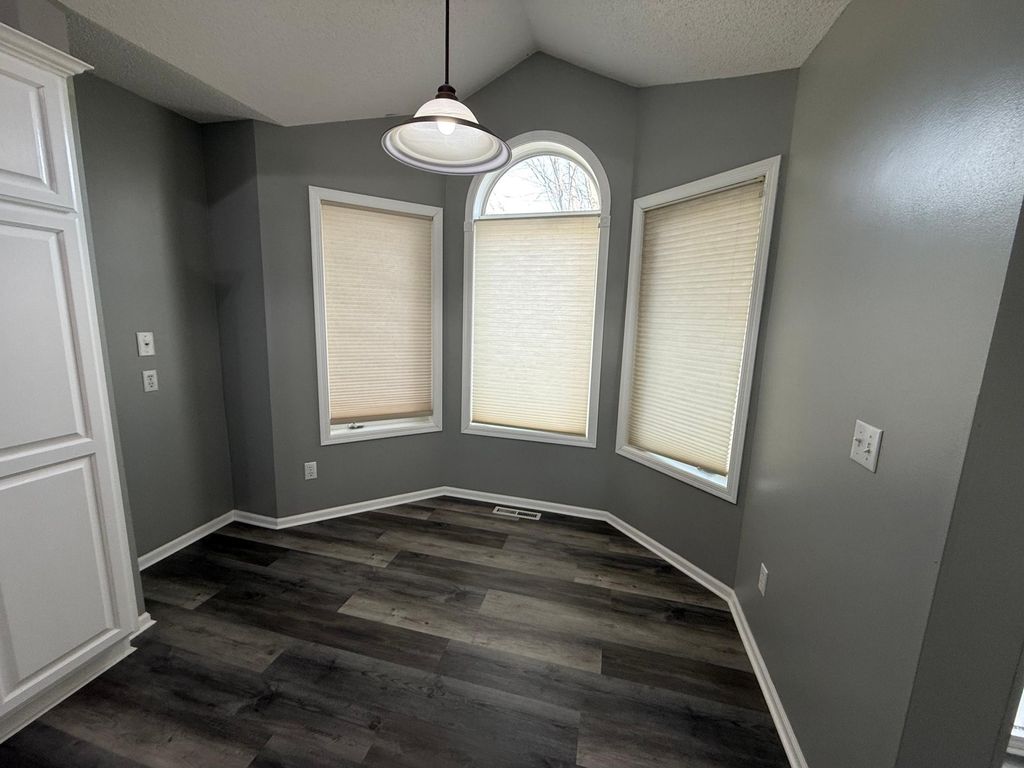 9113 Medley Circle, Golden Valley, MN 55427 — photo 4