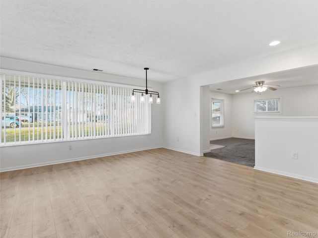 17391 George Washington Drive, Southfield, MI 48075