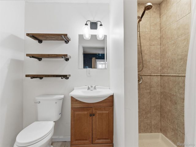 17391 George Washington Drive, Southfield, MI 48075