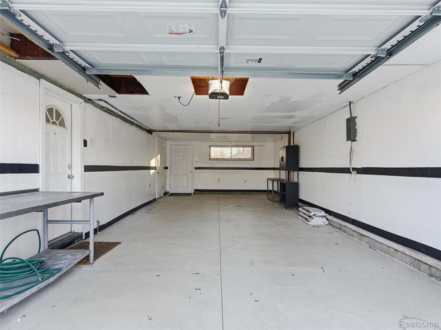 17391 George Washington Drive, Southfield, MI 48075