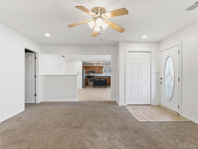 17391 George Washington Drive, Southfield, MI 48075