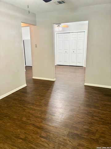 1314 Commerce, Jourdanton, TX 78026