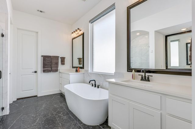 768 Two Creeks LN, Austin, TX 78737