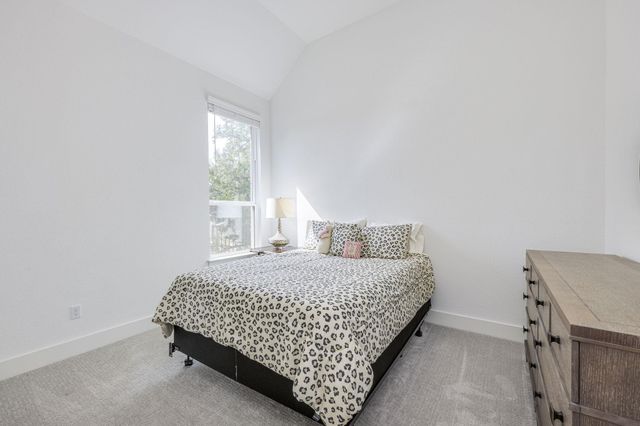 768 Two Creeks LN, Austin, TX 78737