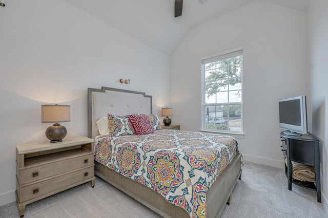 768 Two Creeks LN, Austin, TX 78737