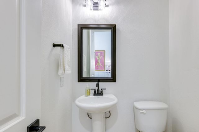 768 Two Creeks LN, Austin, TX 78737