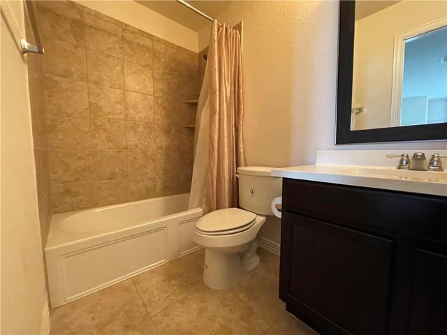 3917 Alpine Autumn DR, Austin, TX 78744