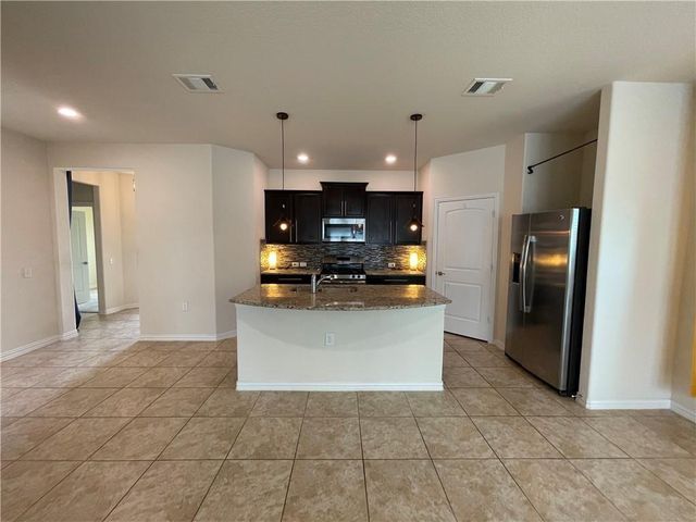 3917 Alpine Autumn DR, Austin, TX 78744