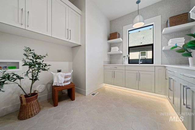 5182 W May Jay Dr, Eagle, ID 83616