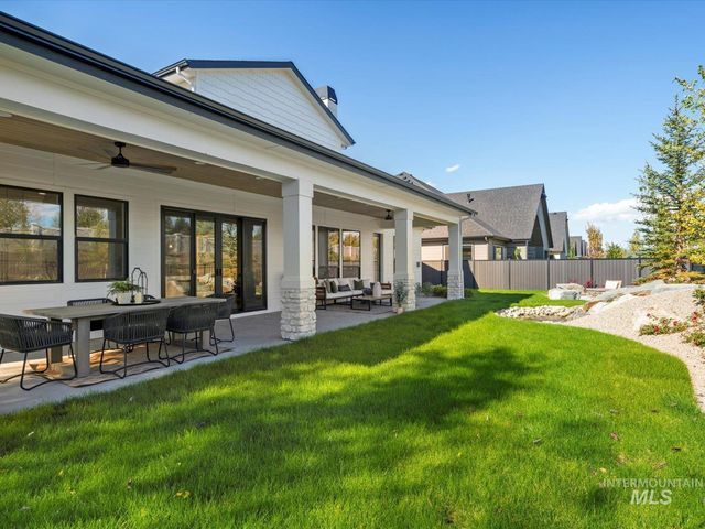 5182 W May Jay Dr, Eagle, ID 83616