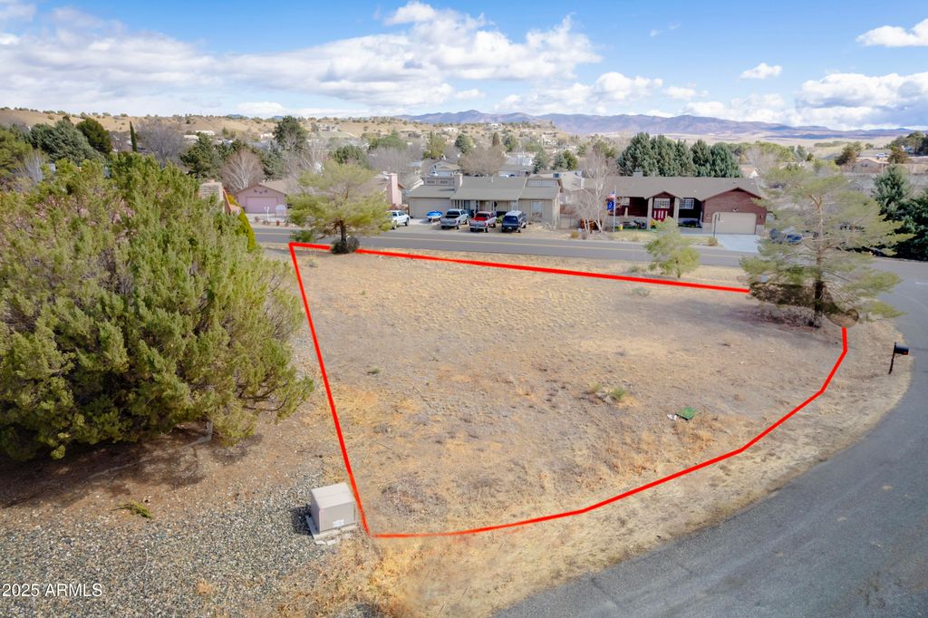 Image 6 of property listing at 1049 N Arrowhead Lane 645, Dewey, AZ 86327