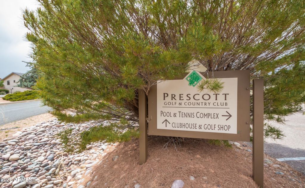Image 7 of property listing at 1049 N Arrowhead Lane 645, Dewey, AZ 86327