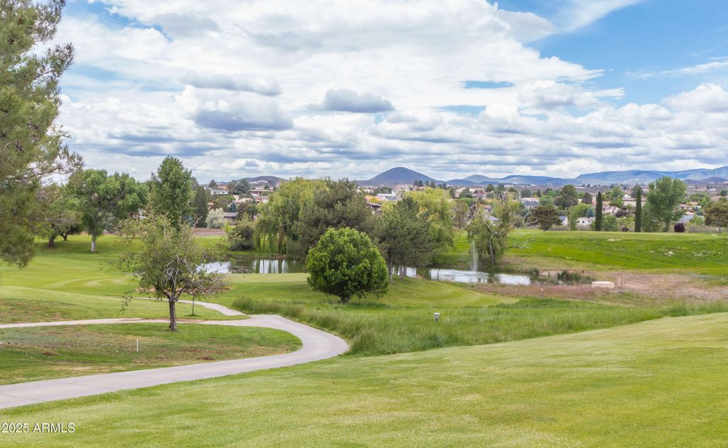 Image 8 of property listing at 1049 N Arrowhead Lane 645, Dewey, AZ 86327