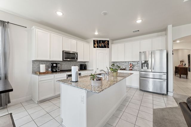 6221 Heron Drive, Celina, TX 76227