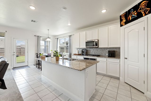 6221 Heron Drive, Celina, TX 76227