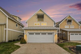 920 W Savidge Street 6, Spring Lake Vllg, MI 49456