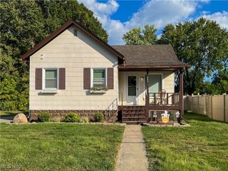 409 West Street, Niles, OH 44446