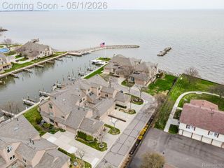 26230 Harbour Pointe Drive S #44, Harrison Charter Township, MI 48045