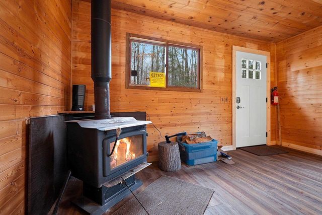 W5065 BEAR PAW ROAD, Amberg, WI 54102