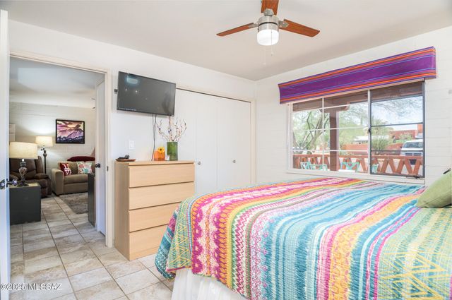 233 S Paseo Tierra Apt D, Green Valley, AZ 85614