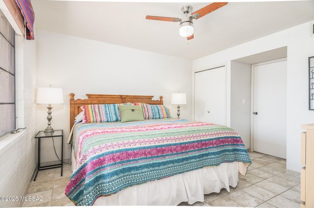 233 S Paseo Tierra Apt D, Green Valley, AZ 85614